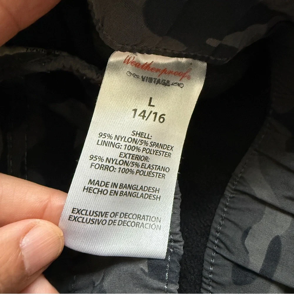 Boys Camo Jogger Pants Lot Levi’s Wrangler Size 14/16 L - Picture 6 of 10